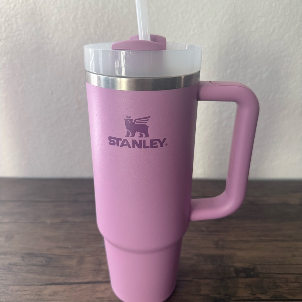 Stanley Lavender Travel Mug with Handle